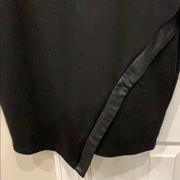 VENUS illusion Dress. - Picture 3 of 6